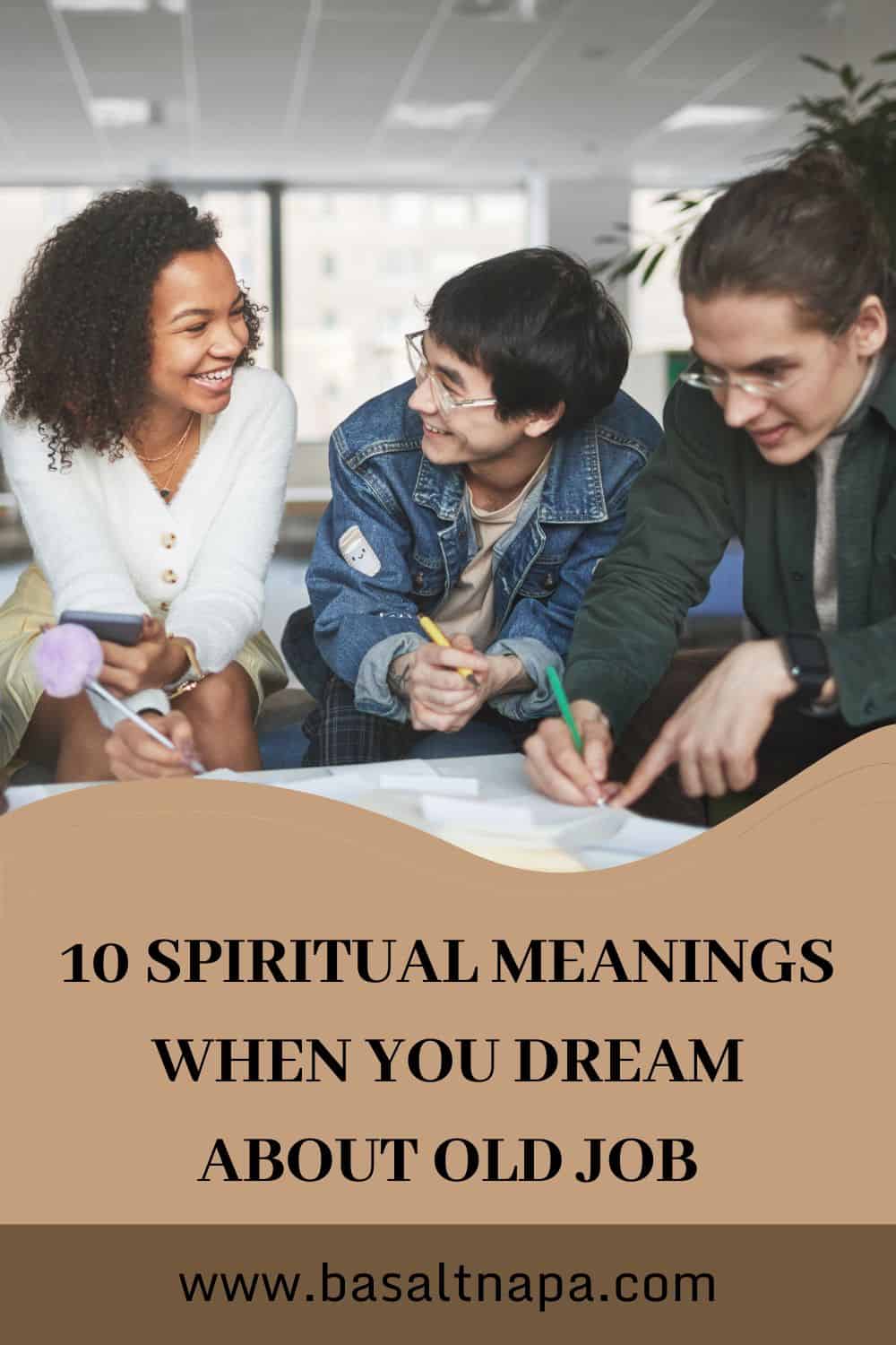 10 Spiritual Meanings When You Dream About Old Job