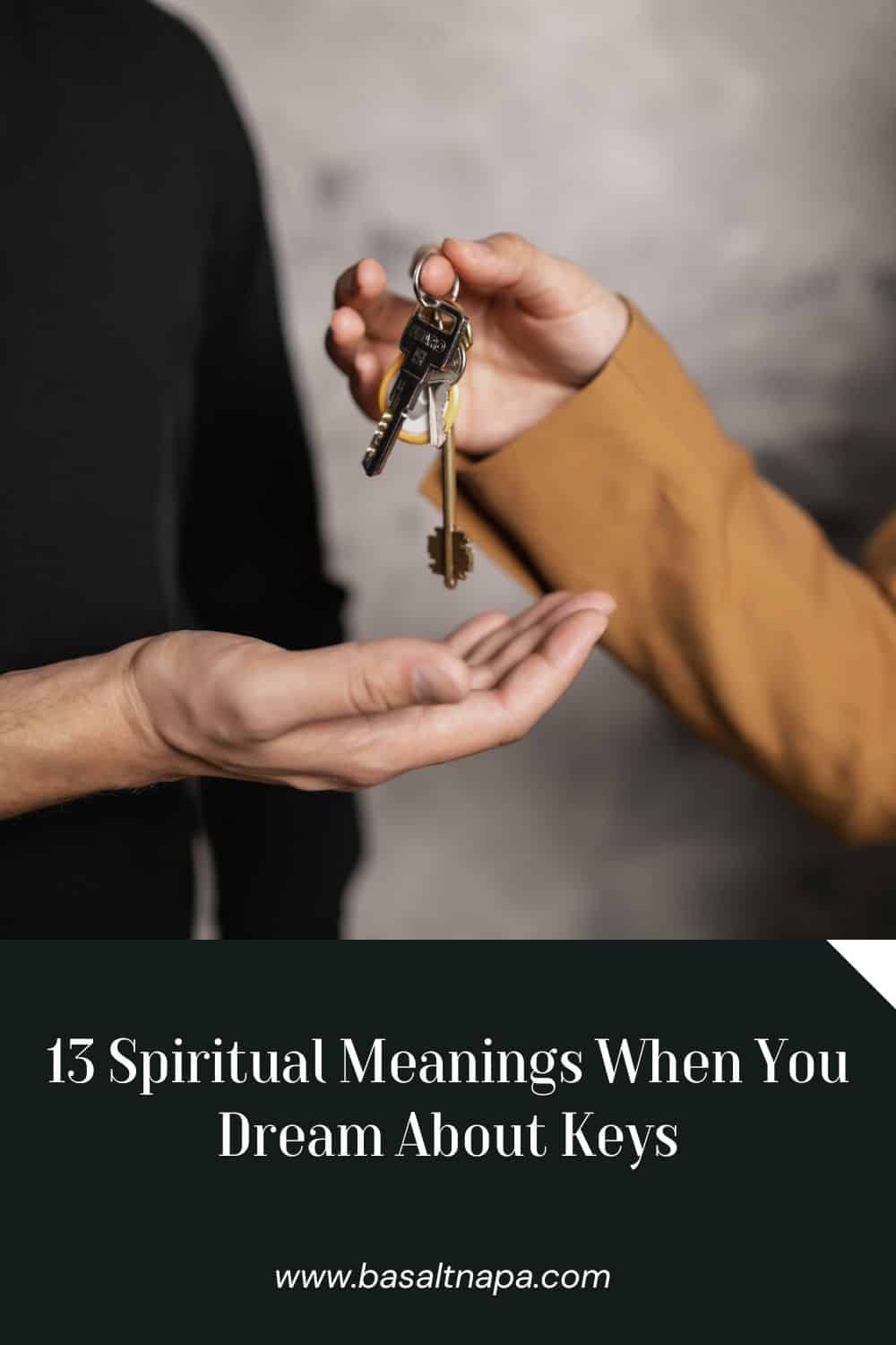 13 Spiritual Meanings When You Dream About Keys