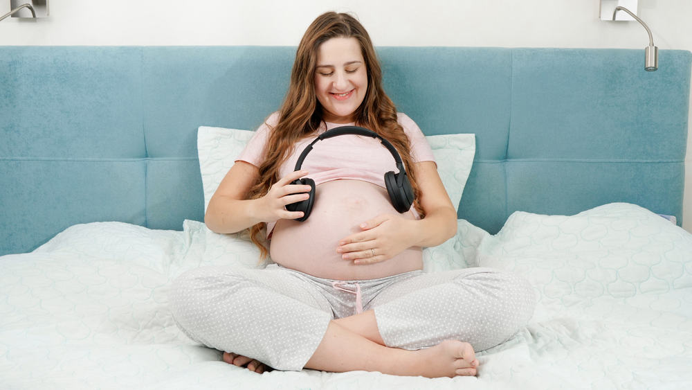 8 Spiritual Meanings When You Dream About Someone Being Pregnant